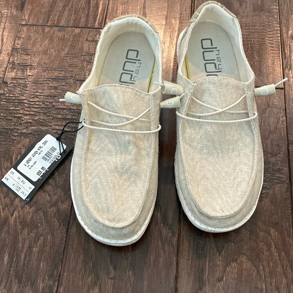 New Hey Dudes, women’s size 10, NWT